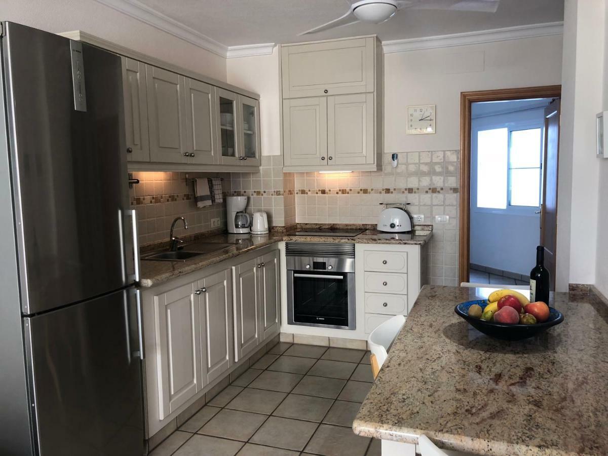 Apartamentos El Faro Puerto De Naos Eksteriør billede